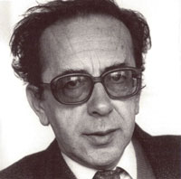 Ismail KADARE
